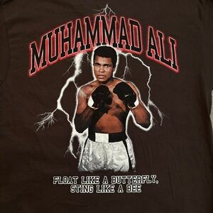 New without tags Hybrid Apparel Muhammad Ali Graphic Tee - Brown